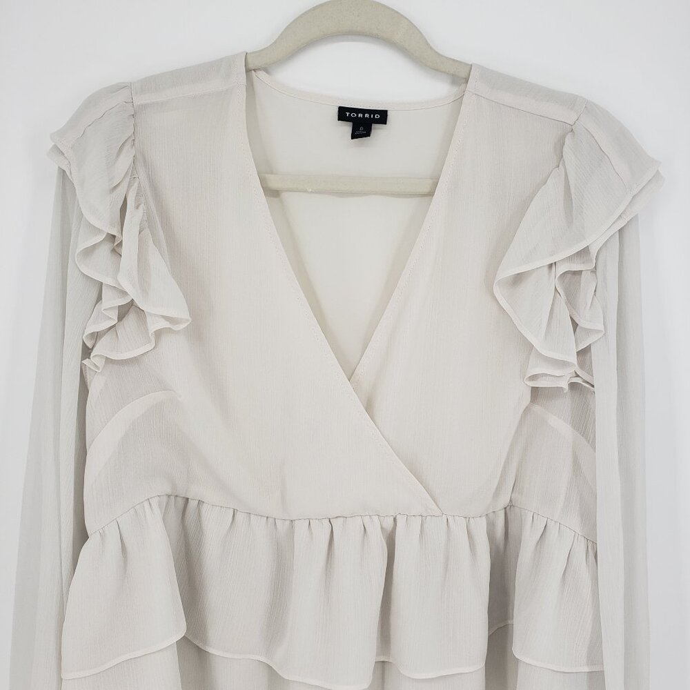 3/$25 422 Torrid Ruffle Top L Surplice V Neck Long Sleeve Blouse Cream Tiered 0 - Picture 5 of 9